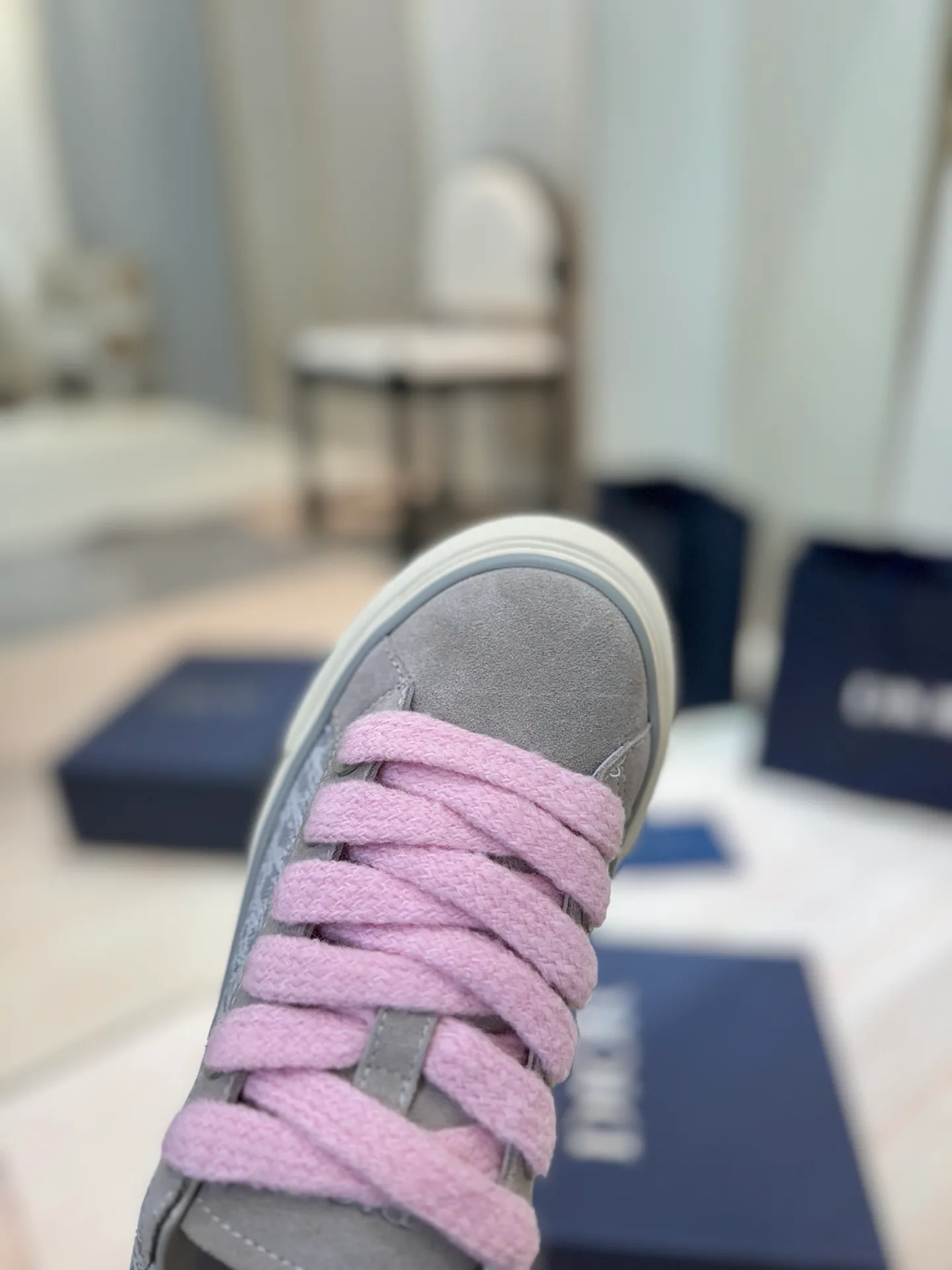👟👟Ex-factory price 600👟👟 (Top version) Dior 2025 autumn and winter haute couture series new men's shoes CD jelly-colored flat casual shoes Dior and STONE ISLAND B33 round toe lace-up canvas skate shoes Stars' same style Oblique letter logo embroidered retro color-blocking sneakers The top high-end version on the market ✅ Upper: imported custom calfskin/suede leather ✅Inner: water-dyed cowhide lining ✅Outsole: original open-molded Tpu outsole ✅Packaging: full set of original box ✅Size: 35-45 (46 pieces customized, non-refundable)